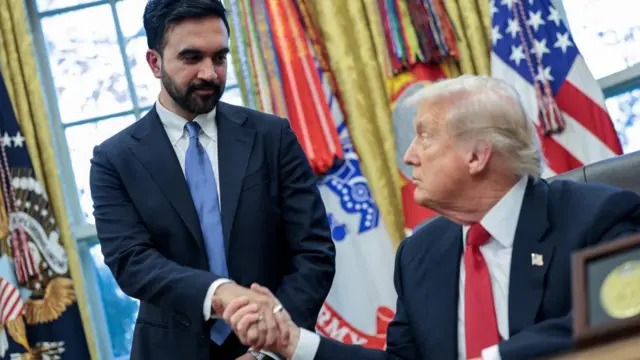 Trump shakes hands with Mamdani