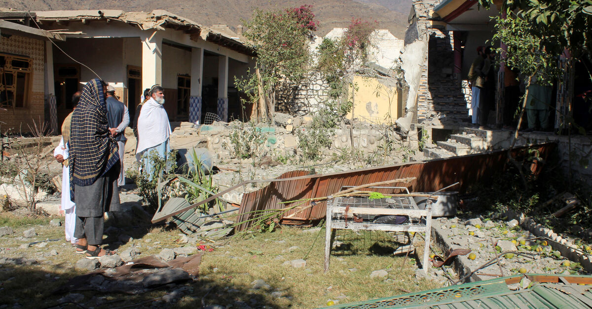 Afghanistan says 9 children killed in Pakistani air strikes, vows to respond