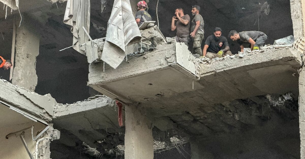 Hezbollah mourns top commander killed in Israeli strike