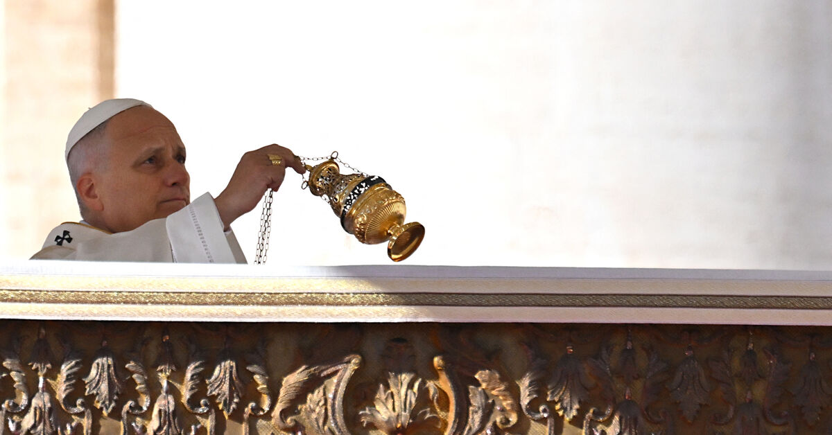 Pope Leo heads to Turkey, navigating faith, politics and Orthodox tensions