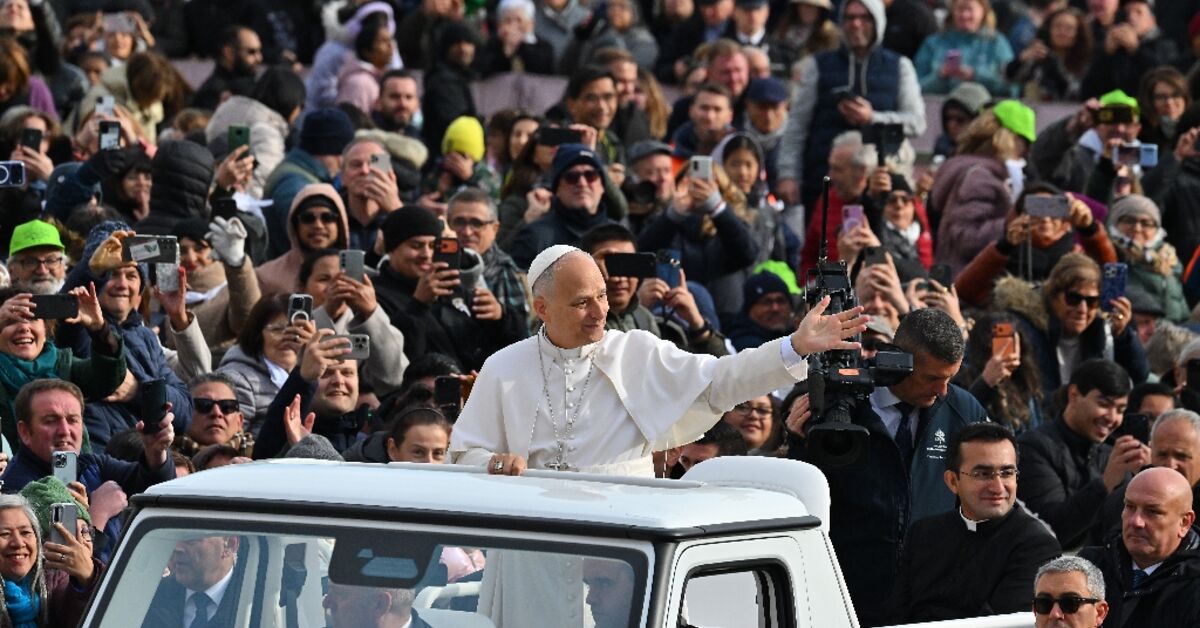 Pope to meet Erdogan in Turkey in first overseas trip