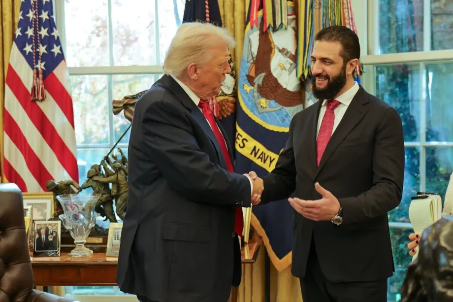 Trump expresses strong confidence in Syria’s Sharaa – Middle East Monitor