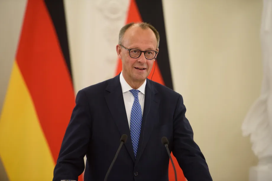 German Chancellor Merz voices support for US peace plan in call with Palestinian President Abbas – Middle East Monitor