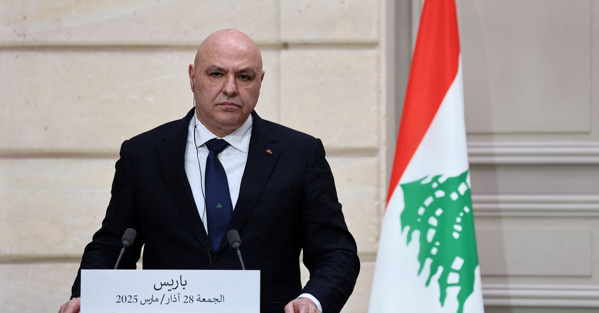 Israel, Lebanon officials meet in expanded truce talks