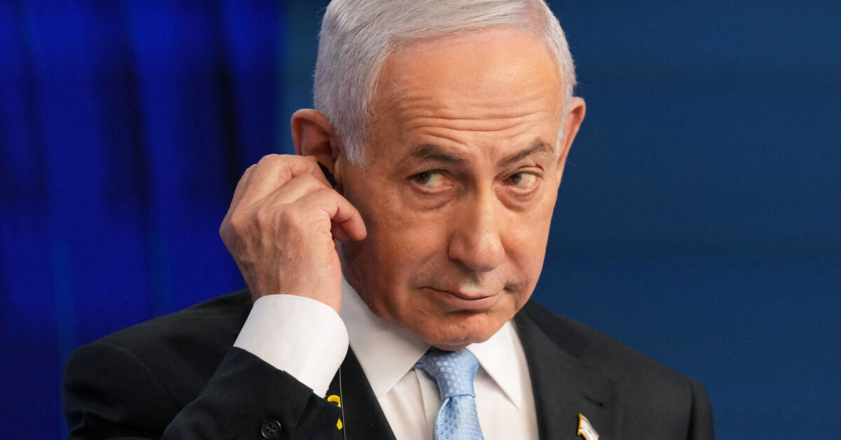 Netanyahu says he will not quit politics if he receives a pardon