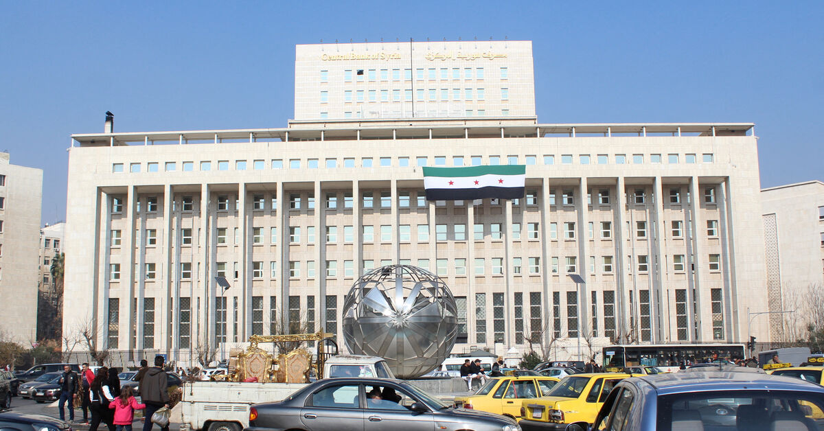 US-Syrian military patrol comes under fire in central Syria, officials say