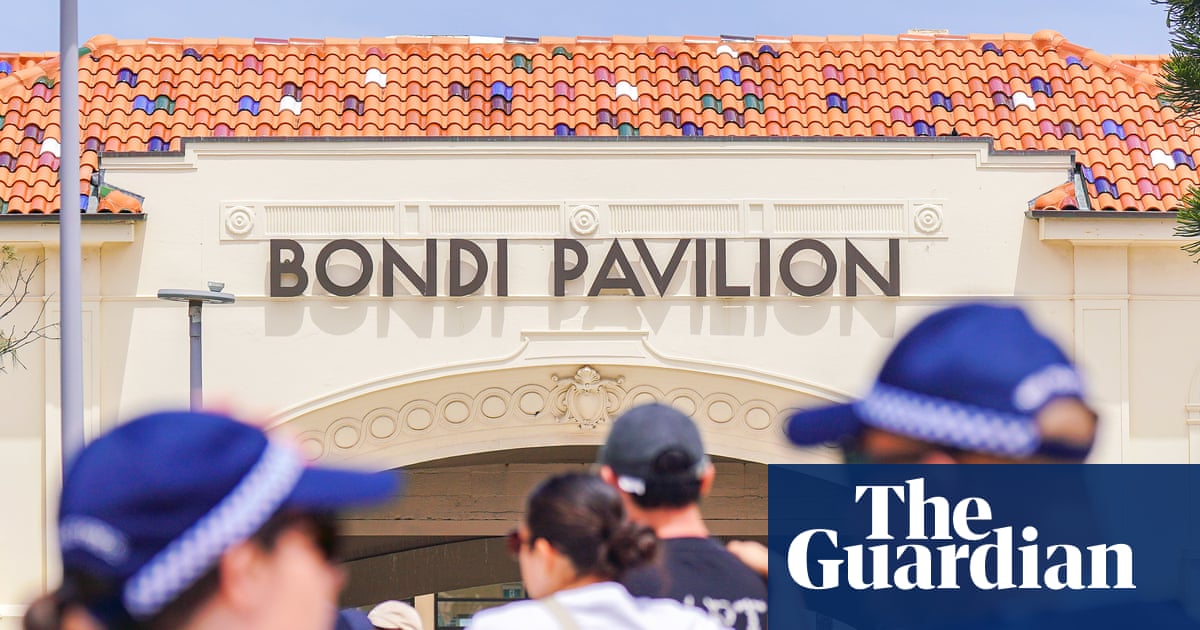 Pakistani man living in Australia describes ‘nightmare’ of wrongly being labelled as Bondi attacker | Bondi beach terror attack