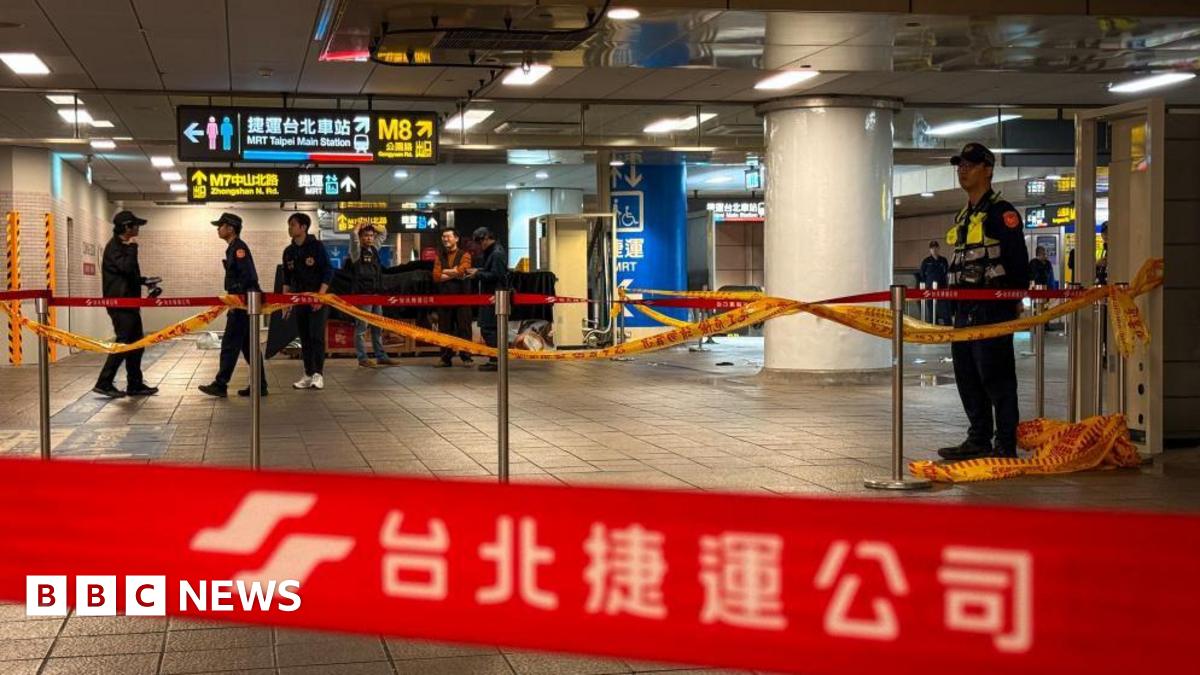 Taiwan: Knife attacker kills three after smoke bombing Taipei metro