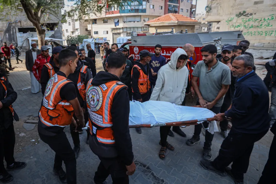 Israeli drone strike kills 2 Palestinians in Gaza despite ceasefire – Middle East Monitor