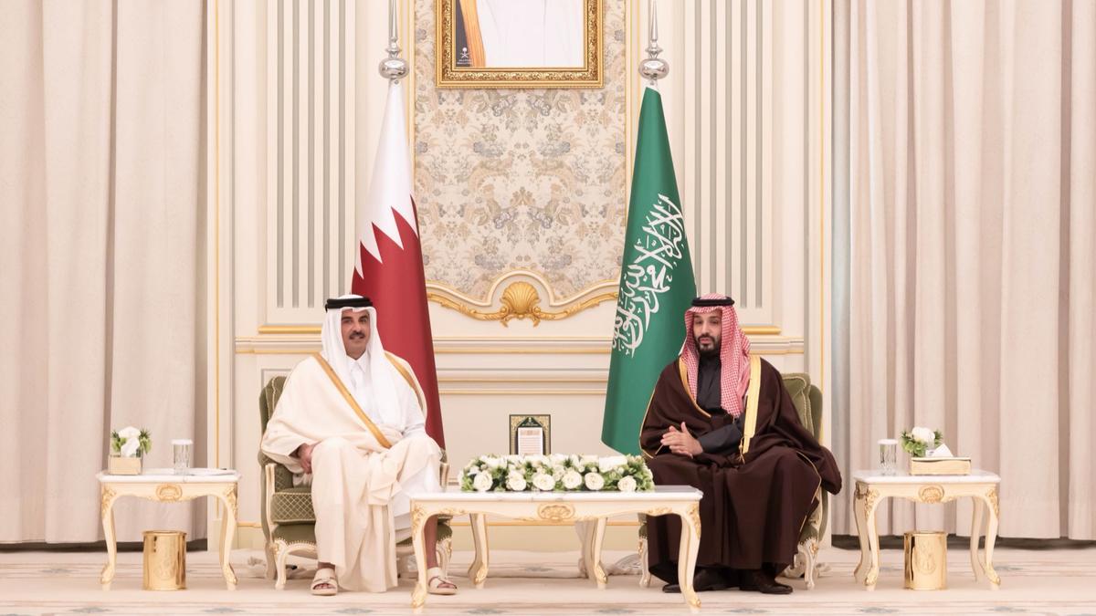Saudi Arabia, Qatar sign high-speed rail deal to link capitals