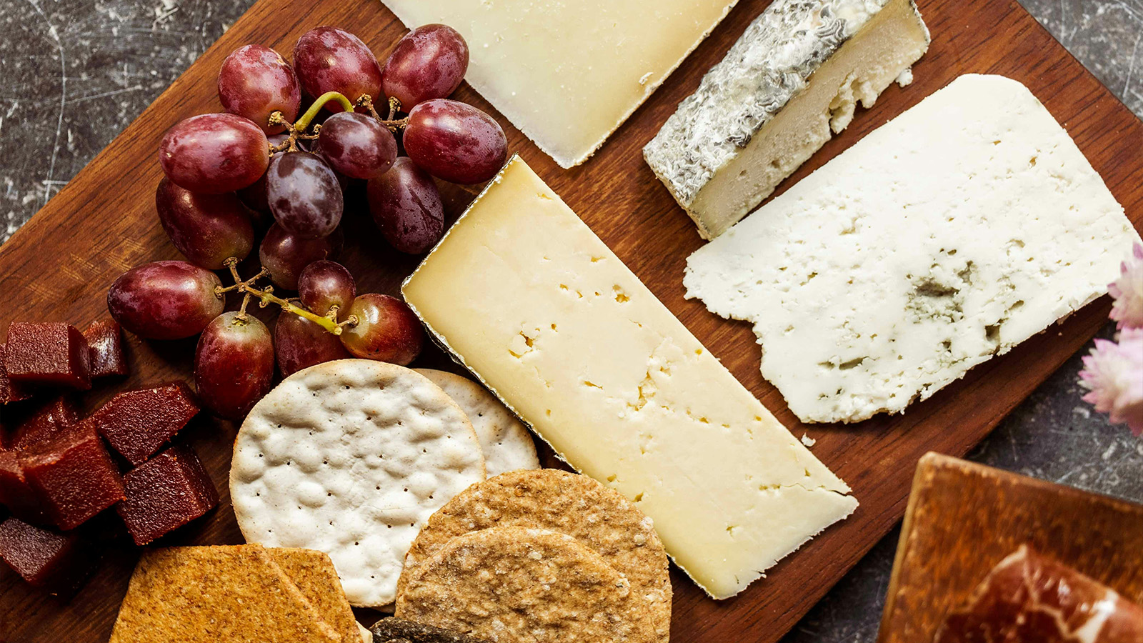 Study finds people who eat certain cheeses are less likely to develop dementia