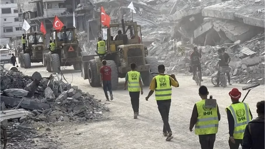 Netanyahu and Trump Discuss the Syrian File and the Occupation's Fears of Turkey Entering Gaza