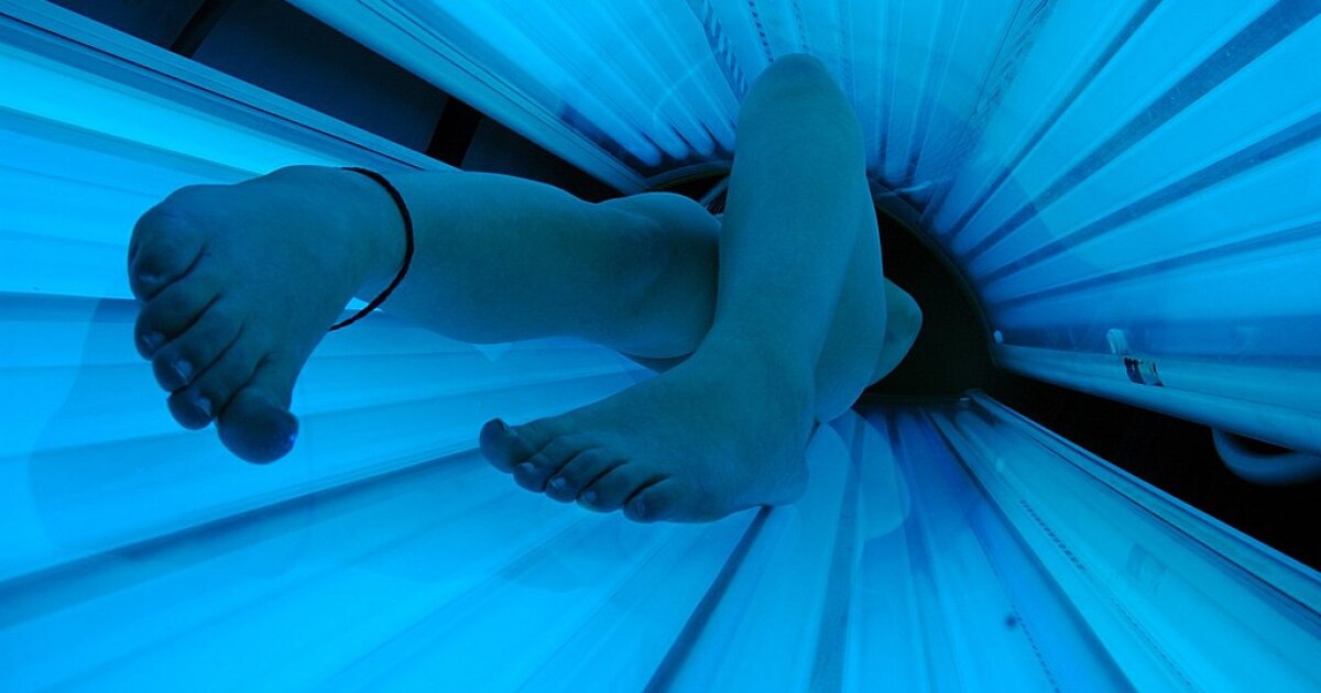 Tanning Beds Cause Widespread DNA Damage, Tripling Melanoma Risk