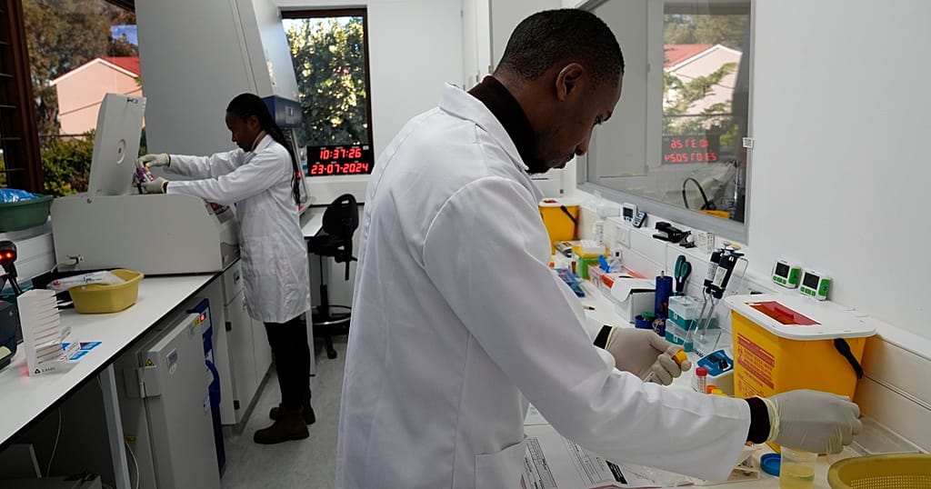 Zimbabwe launches groundbreaking HIV prevention drug Lenacapavir