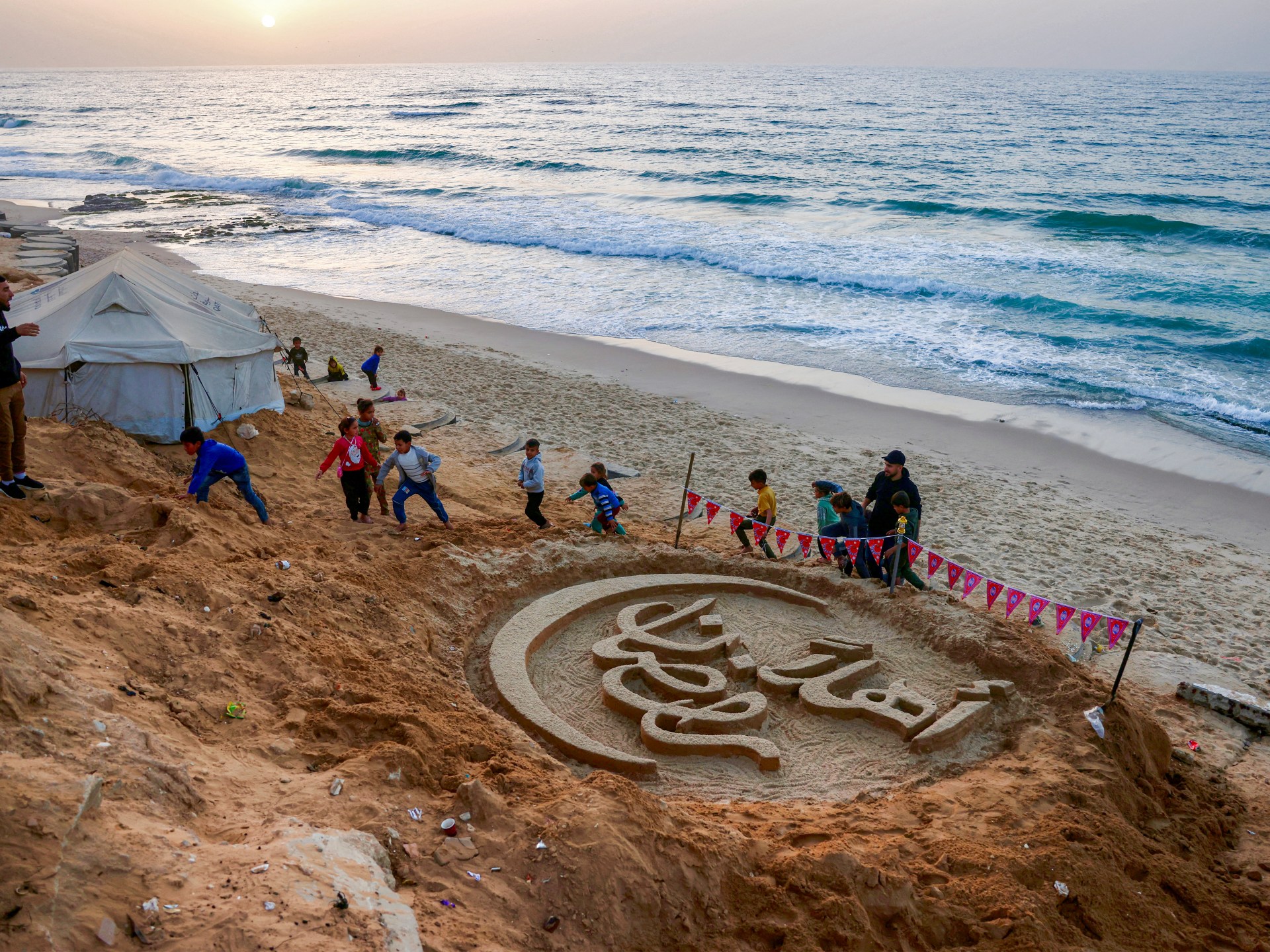 Amid destruction, loss, Gaza clings to Ramadan traditions with resilience | Gaza News