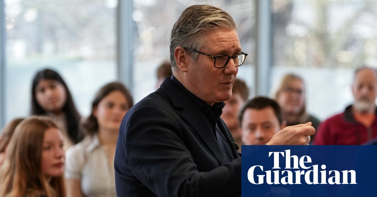 What social media restrictions has Keir Starmer announced? | Social media