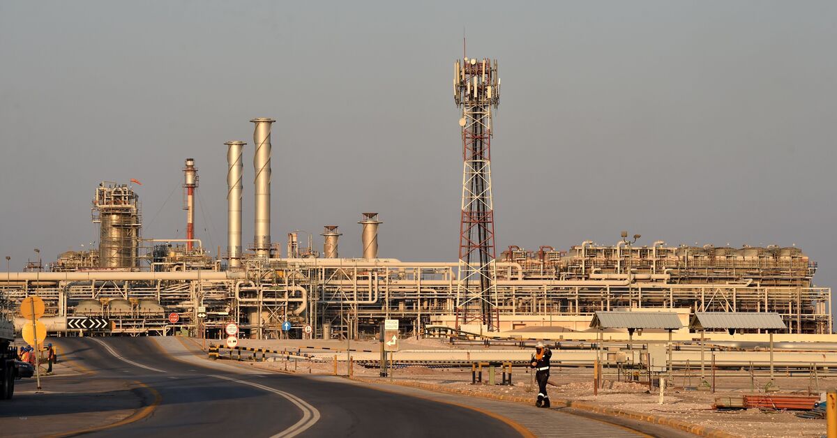 Saudi plans oil output hike amid fears of Iran-US war supply shock: Report