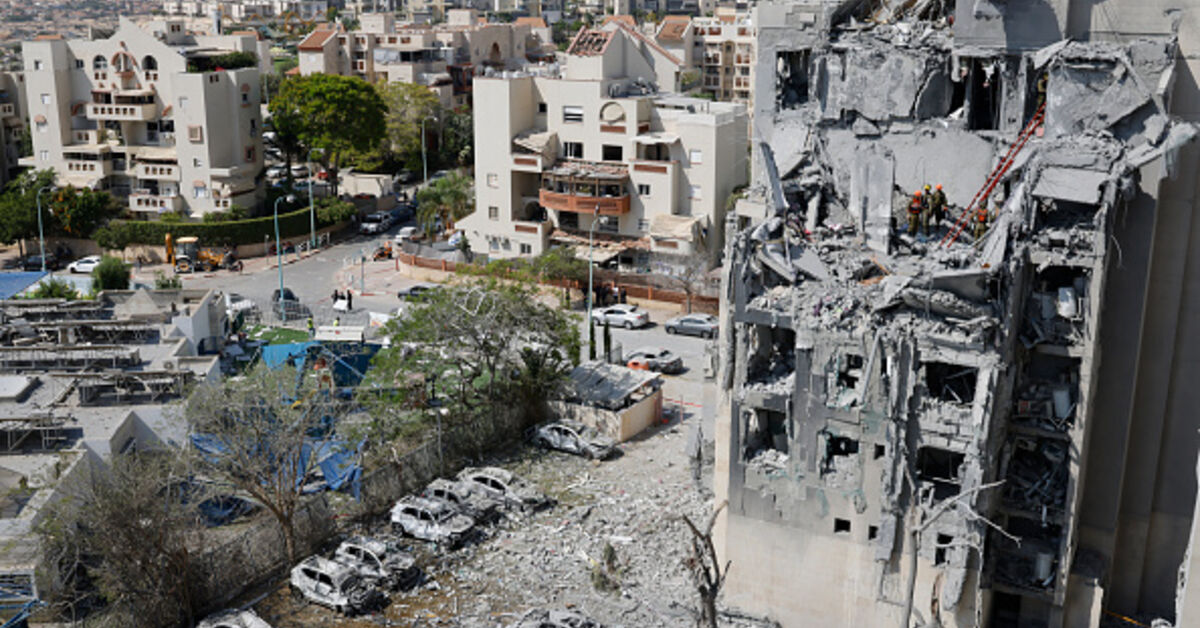 Australia urges diplomats' dependents to leave Lebanon, Israel: What to know