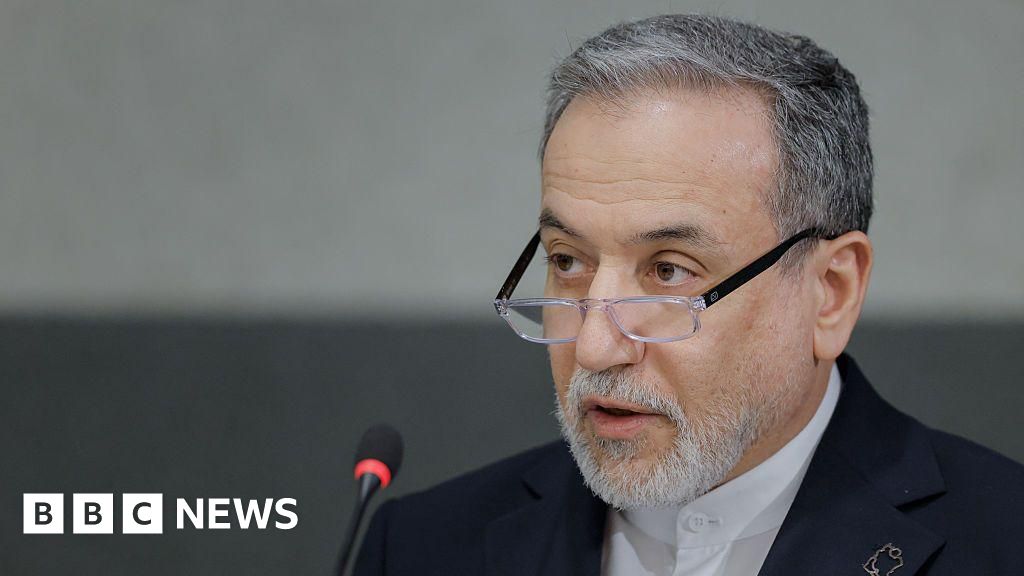 Trump says he is considering limited military strike on Iran – BBC