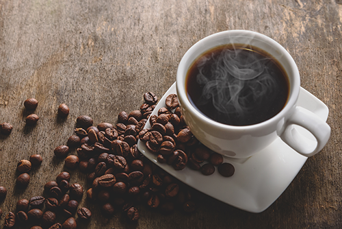 Drinking 2-3 cups of coffee a day tied to lower dementia risk — Harvard Gazette