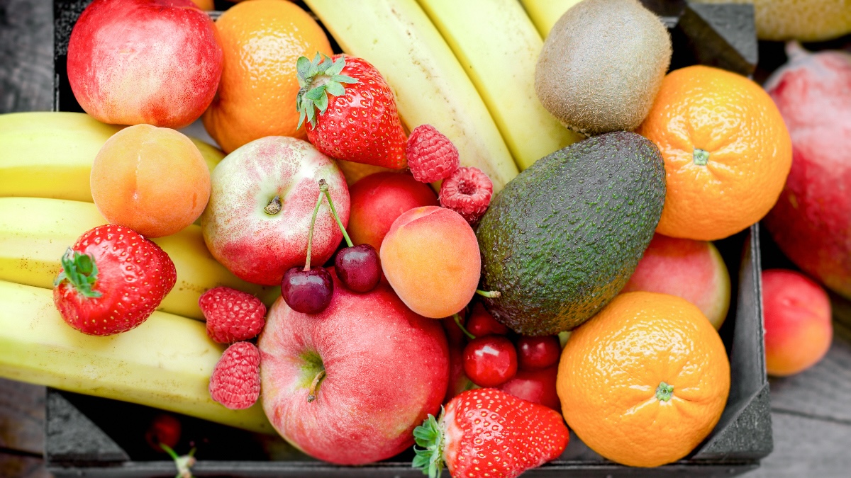 8 Best Fruits That Lower Blood Pressure Naturally, According to an RD