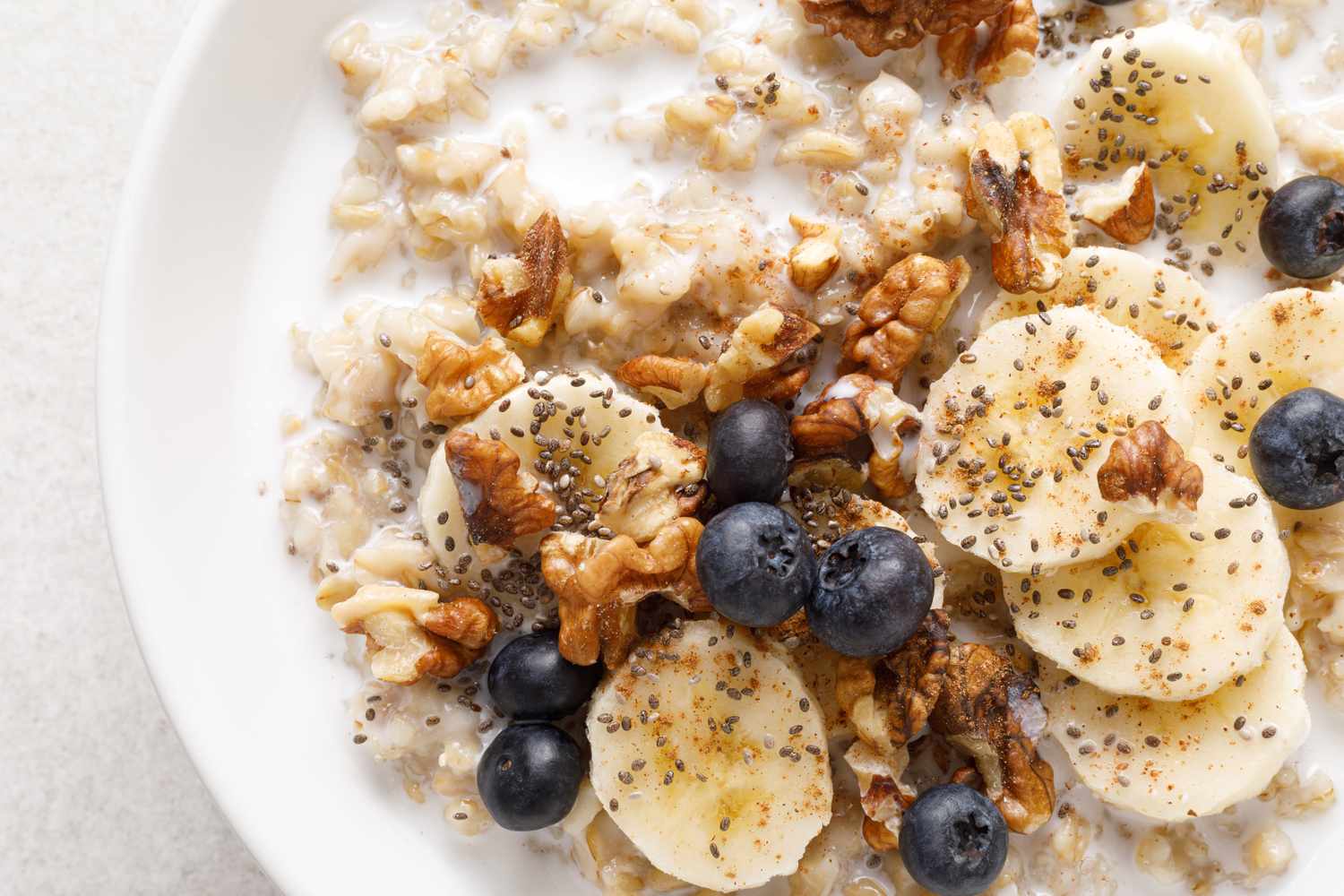 9 Simple Protein Boosts That Turn Basic Oatmeal Into a Power Breakfast