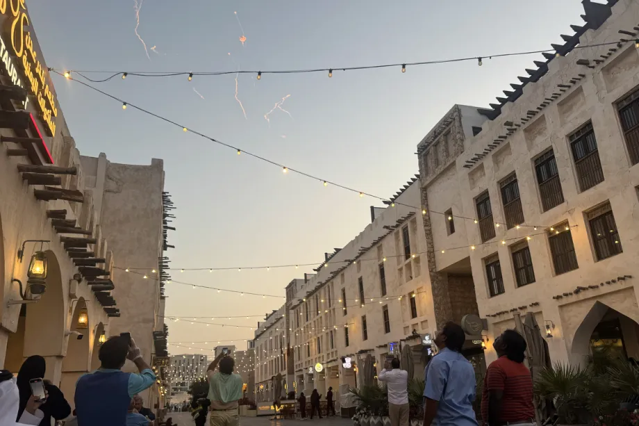 Qatar evacuates residents near US embassy in Doha – Middle East Monitor