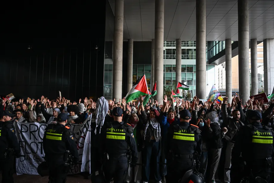 Hague Group discusses travel restrictions, settlement bans, and arms limits against Israel – Middle East Monitor