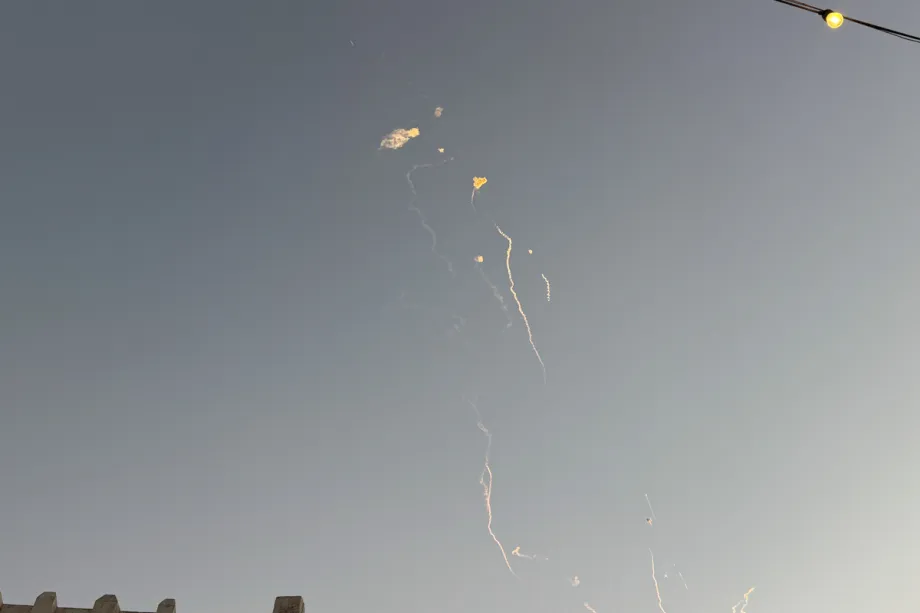 Qatar says air defenses intercept 13 missiles, 4 drones launched from Iran – Middle East Monitor