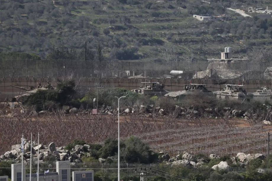 Israel moves Golani Brigade from Gaza to Lebanon border as tensions spike – Middle East Monitor