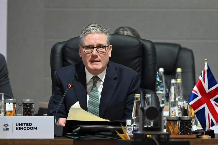 British PM urges sacking of shadow minister over his comments on Muslims praying in public – Middle East Monitor