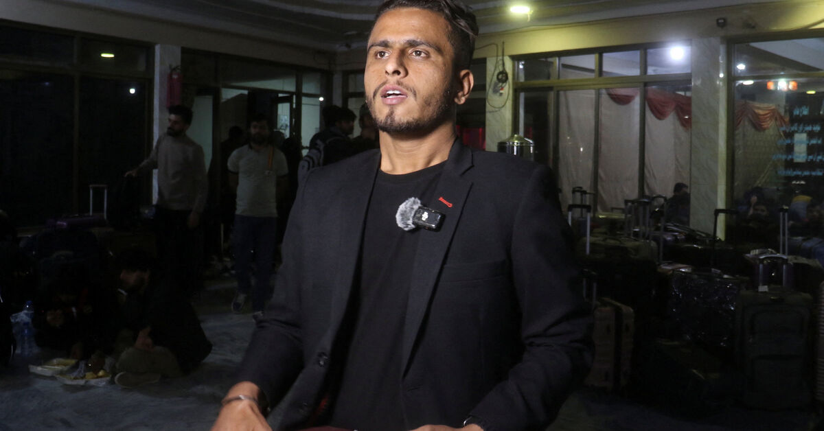 Pakistanis fleeing Iran describe strikes shaking ground under their feet