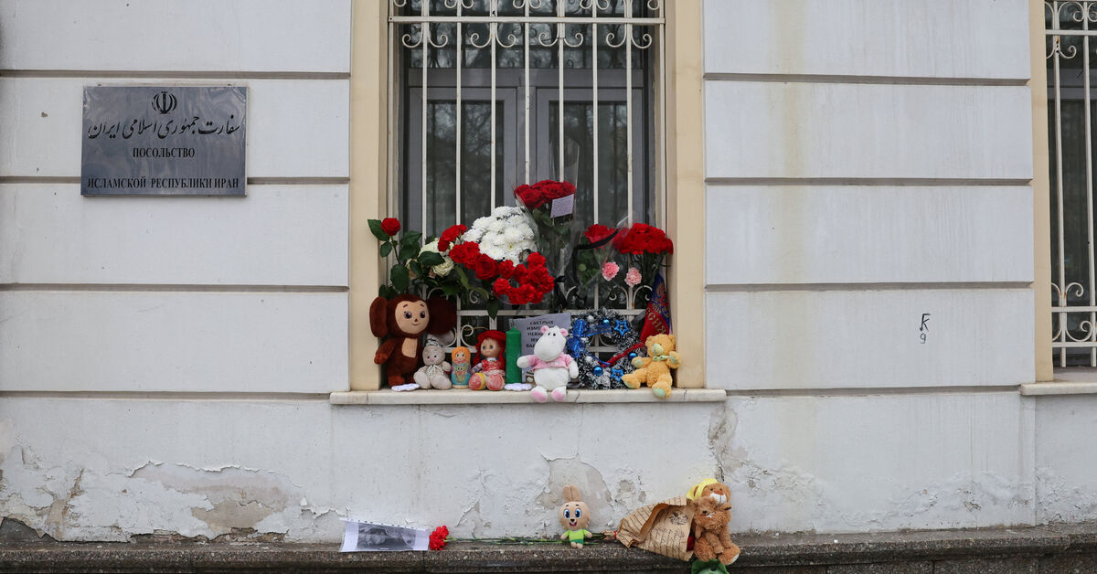 Kremlin says it is in constant touch with Iranian leaders