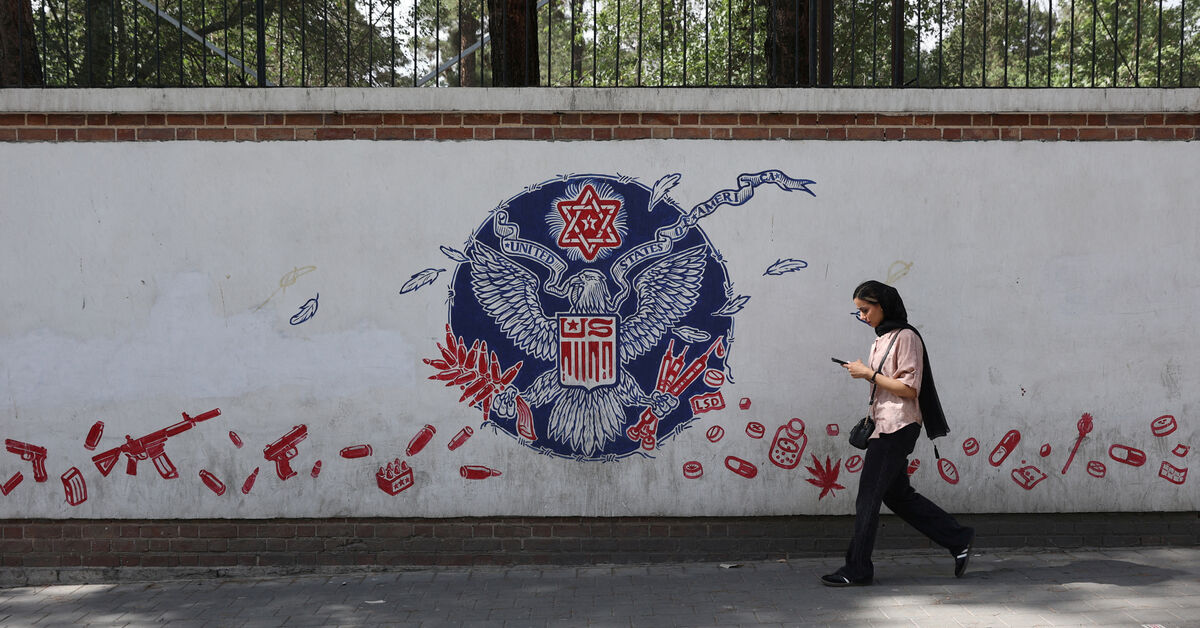 Exclusive-Americans believe Trump will send troops into Iran, and don’t like the idea, Reuters/Ipsos poll finds