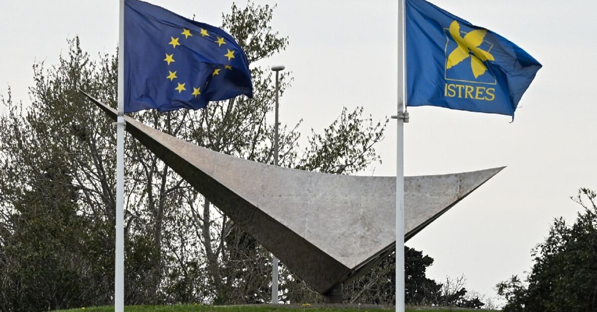 France to let US planes not involved in Iran strikes use air base