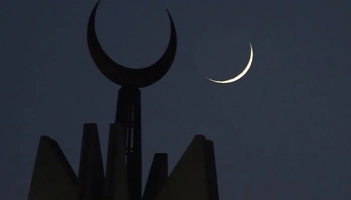 Ruet-e-Hilal Committee to meet today to sight Shawwal moon