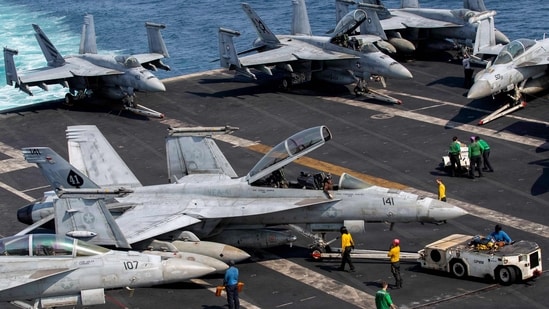 USS Boxer among 3 warships headed to Iran war zone, 2,500 Marines deployed, says report