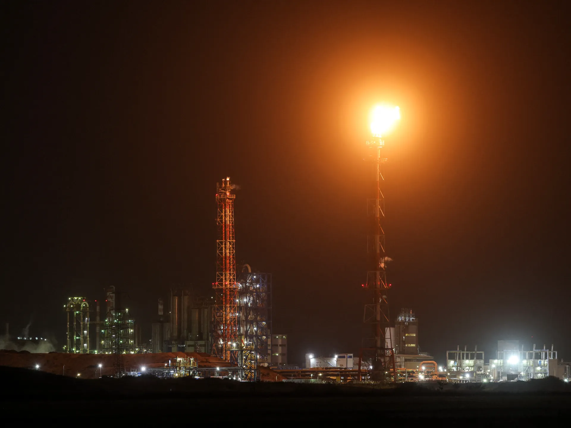 Israel says Haifa oil refinery hit in Iranian missile attack | US-Israel war on Iran News