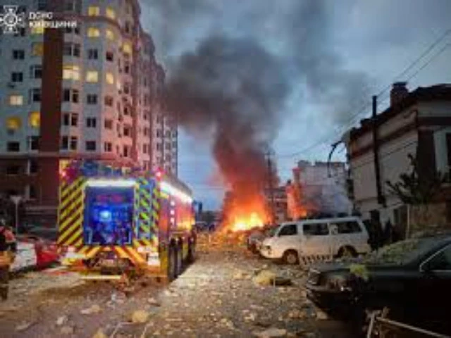 Russian strikes kill 12 across Ukraine