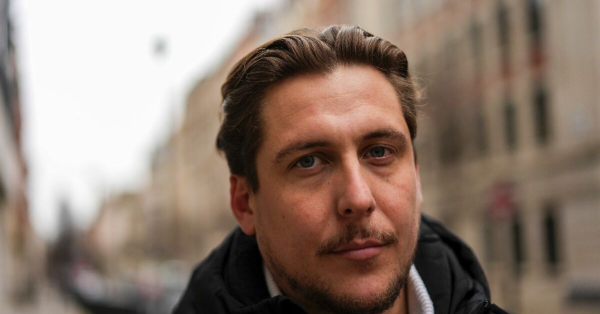 ‘Proof of life’: Son’s fear for Britons jailed in Iran