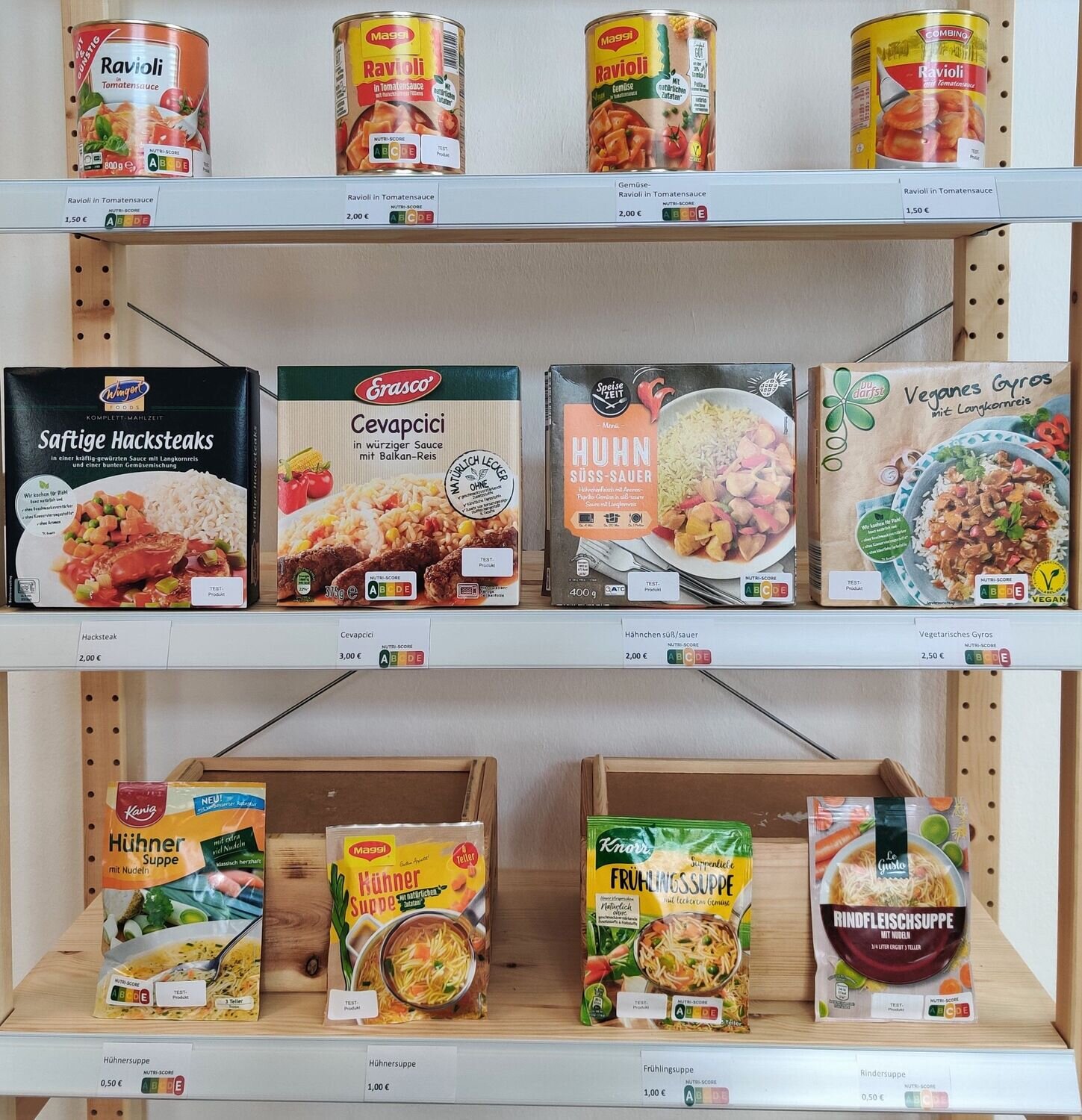 Eye-catching for shoppers: Colorful Nutri-Score labels more effective than gray