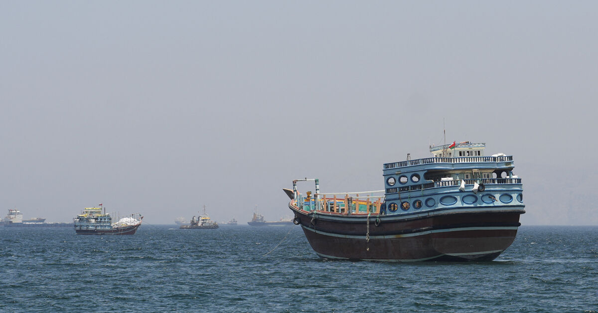 Most Strait of Hormuz shipping at a standstill despite latest US pledge