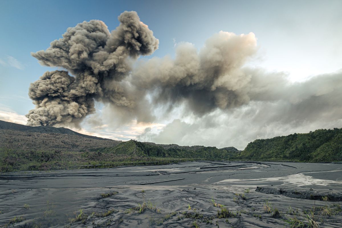 Volcanic Eruption at Indonesia’s Mount Dukono Takes the Lives of 3 Hikers, Sends Ash Plume Skyward