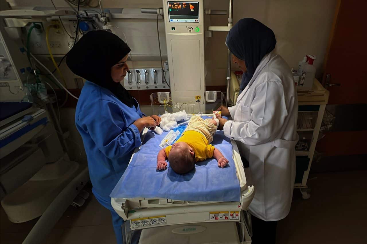 Israeli restrictions on fuel and supplies have hospitals in Gaza on the verge of shutting down – Mondoweiss