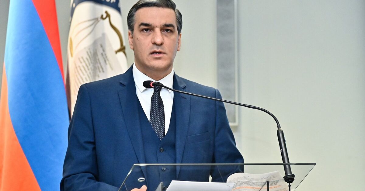 Armenia candidate Tatoyan eyes Pashinyan's pro-West mantle in sea of Russia-backed rivals