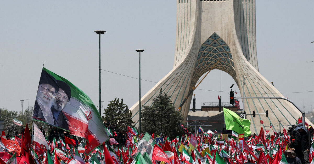 As Khamenei mourners fill Iran’s streets, discontent still simmers