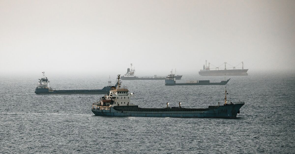 Oil falls below $71 as US-Iran talks continue, Gulf exports rebound