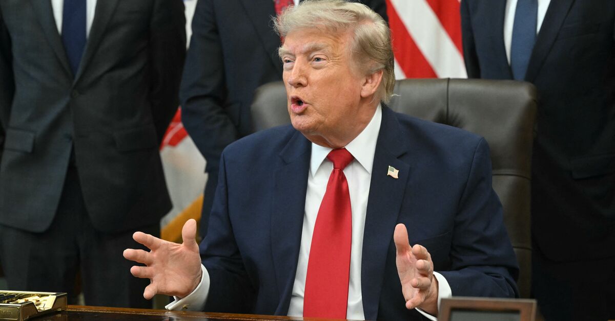 Trump retreats from Hormuz 20% fee plan in pivot to Gulf investment deals